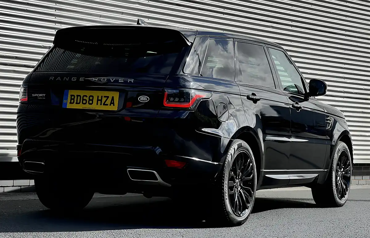 Used 2018 Land Rover Range Rover Sport Hse Dynamic Black - Interior and Exterior details 14