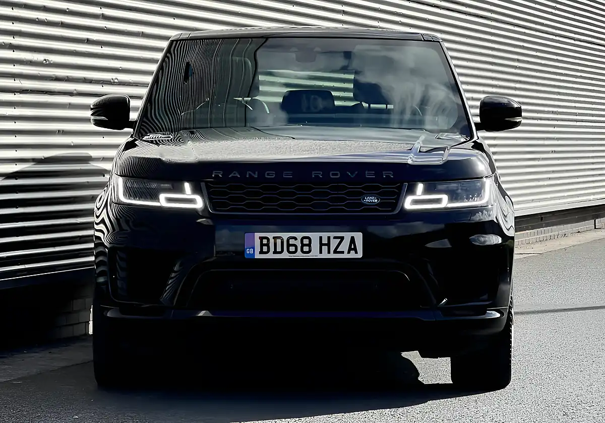 Used 2018 Land Rover Range Rover Sport Hse Dynamic Black - Interior and Exterior details 2