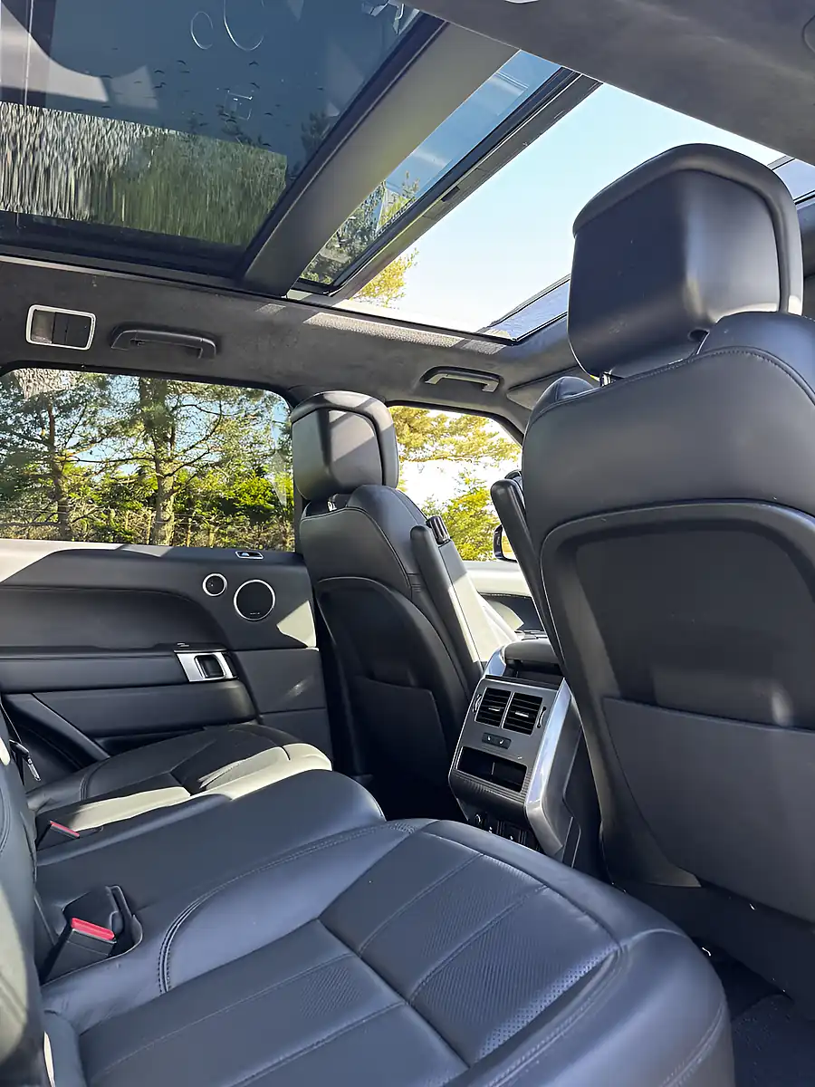 Used 2018 Land Rover Range Rover Sport Hse Dynamic Black - Interior and Exterior details 10