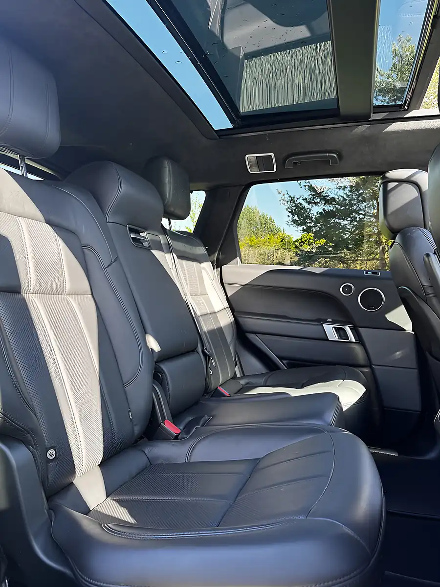 Used 2018 Land Rover Range Rover Sport Hse Dynamic Black - Interior and Exterior details 9