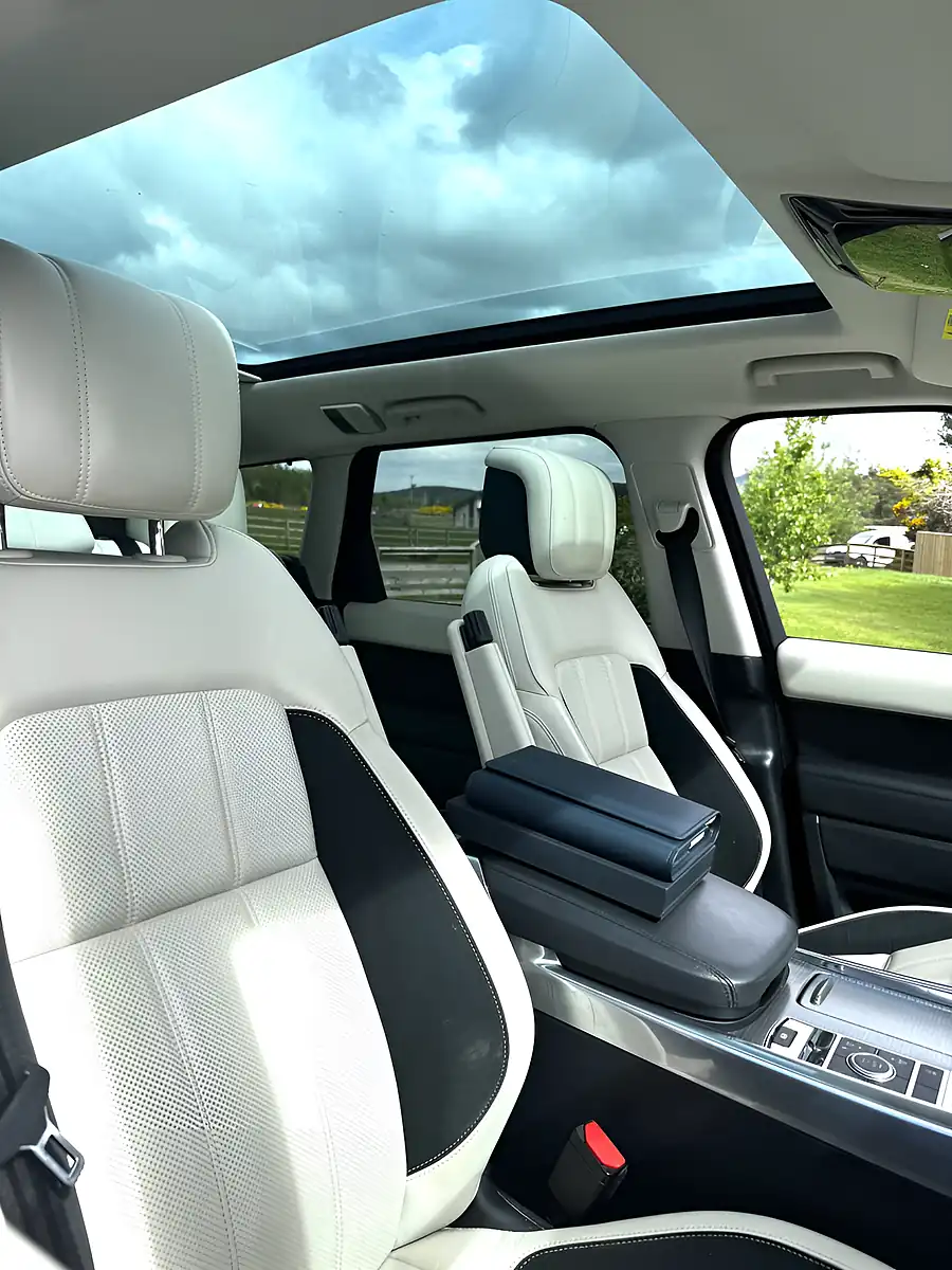 Used 2018 Land Rover Range Rover Sport Hse Dynamic Carpathian Grey Metallic - Interior and Exterior details 10