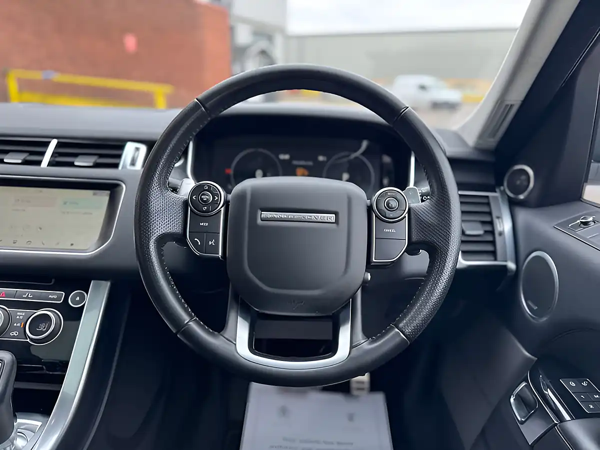 Used 2018 Land Rover Range Rover Sport Hse Dynamic Fuji White - Interior and Exterior details 18