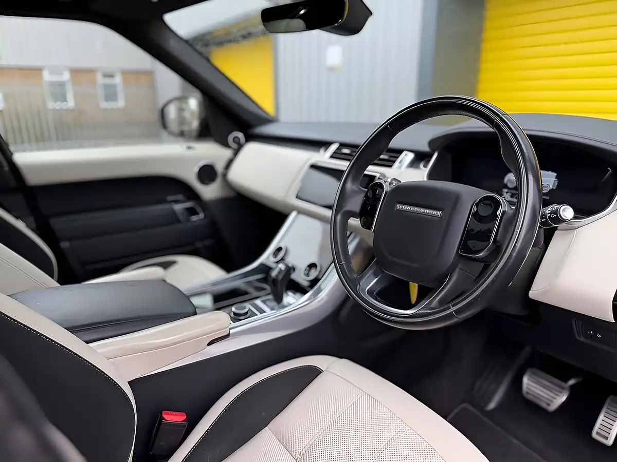 Used 2018 Land Rover Range Rover Sport Hse Dynamic Grey - Interior and Exterior details 14
