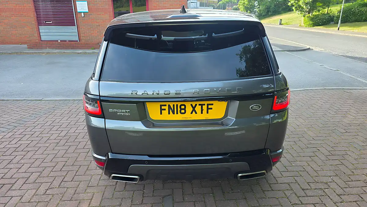 Used 2018 Land Rover Range Rover Sport Hse Dynamic Grey - Interior and Exterior details 10