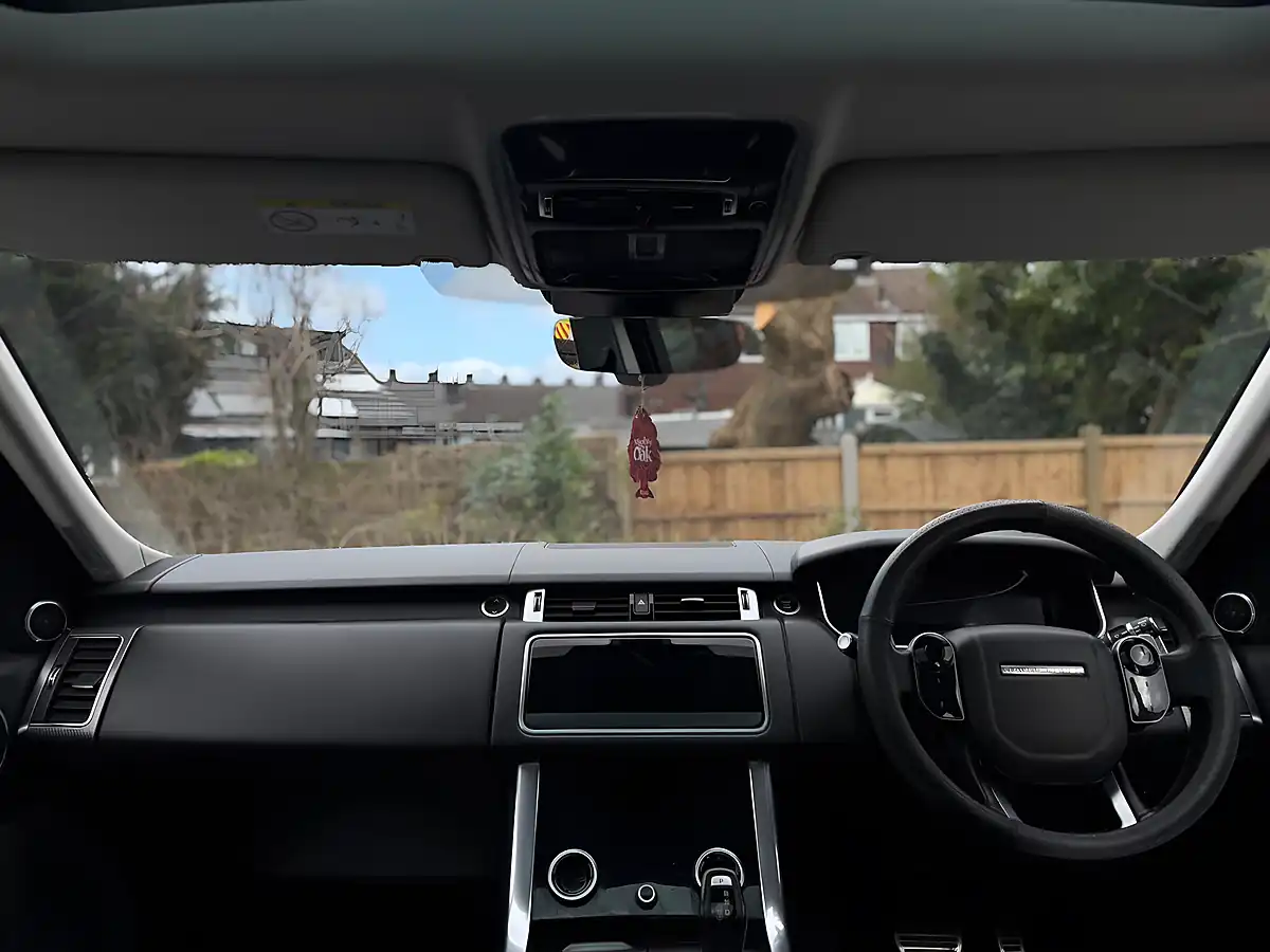 Used 2018 Land Rover Range Rover Sport Hse Dynamic Red - Interior and Exterior details 10