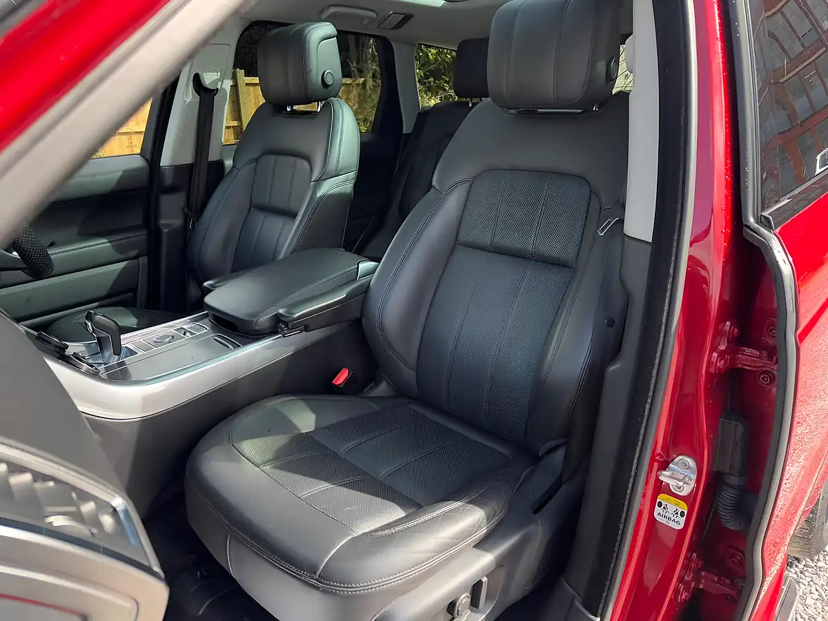 Used 2018 Land Rover Range Rover Sport Hse Dynamic Red - Interior and Exterior details 11