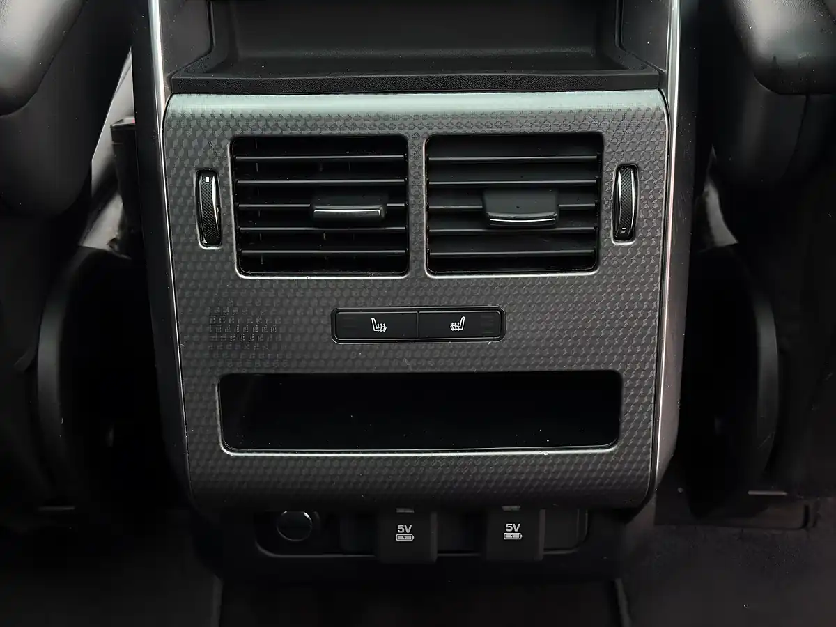 Used 2018 Land Rover Range Rover Sport Hse Dynamic Red - Interior and Exterior details 17