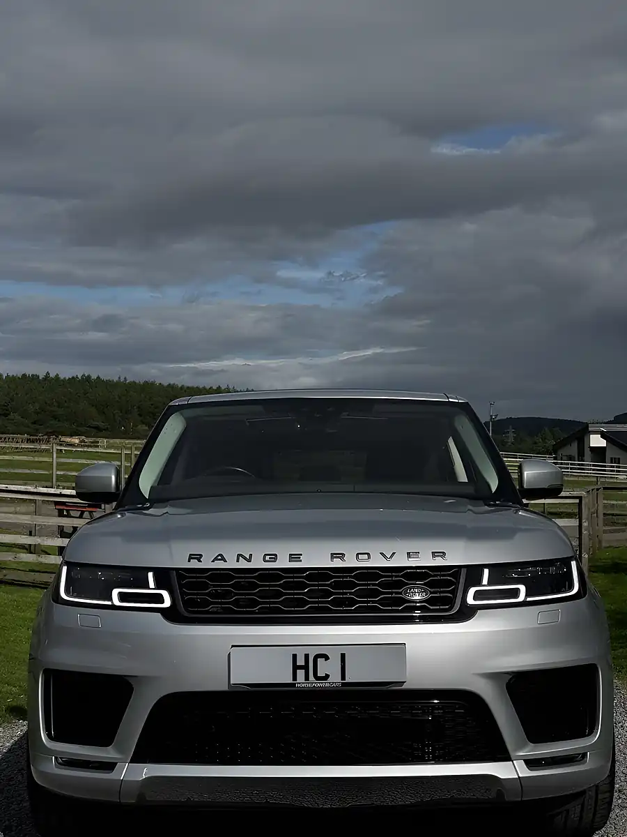 Used 2018 Land Rover Range Rover Sport Hse Dynamic Silver - Interior and Exterior details 11