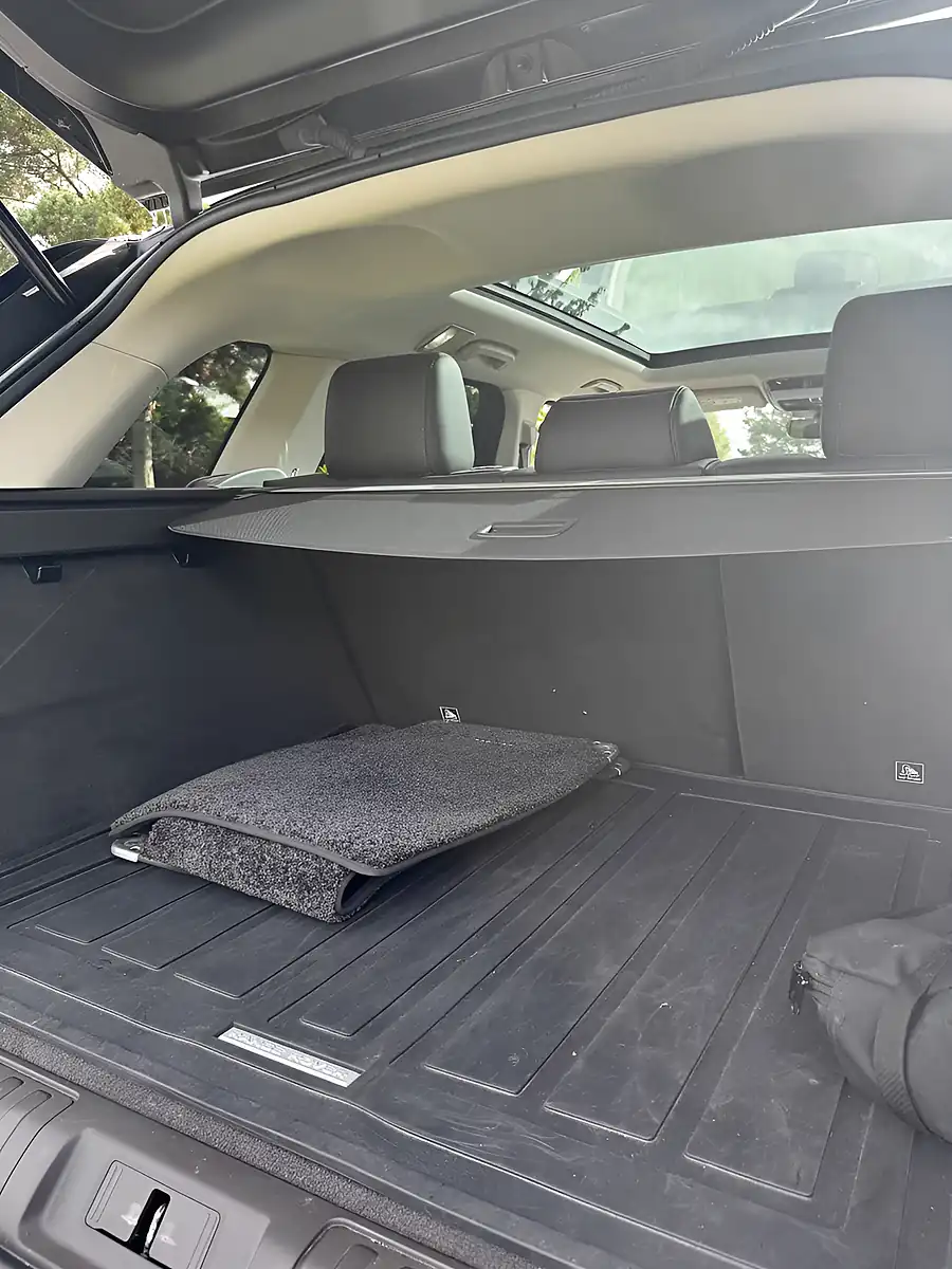 Used 2018 Land Rover Range Rover Sport Hse Dynamic Silver - Interior and Exterior details 16