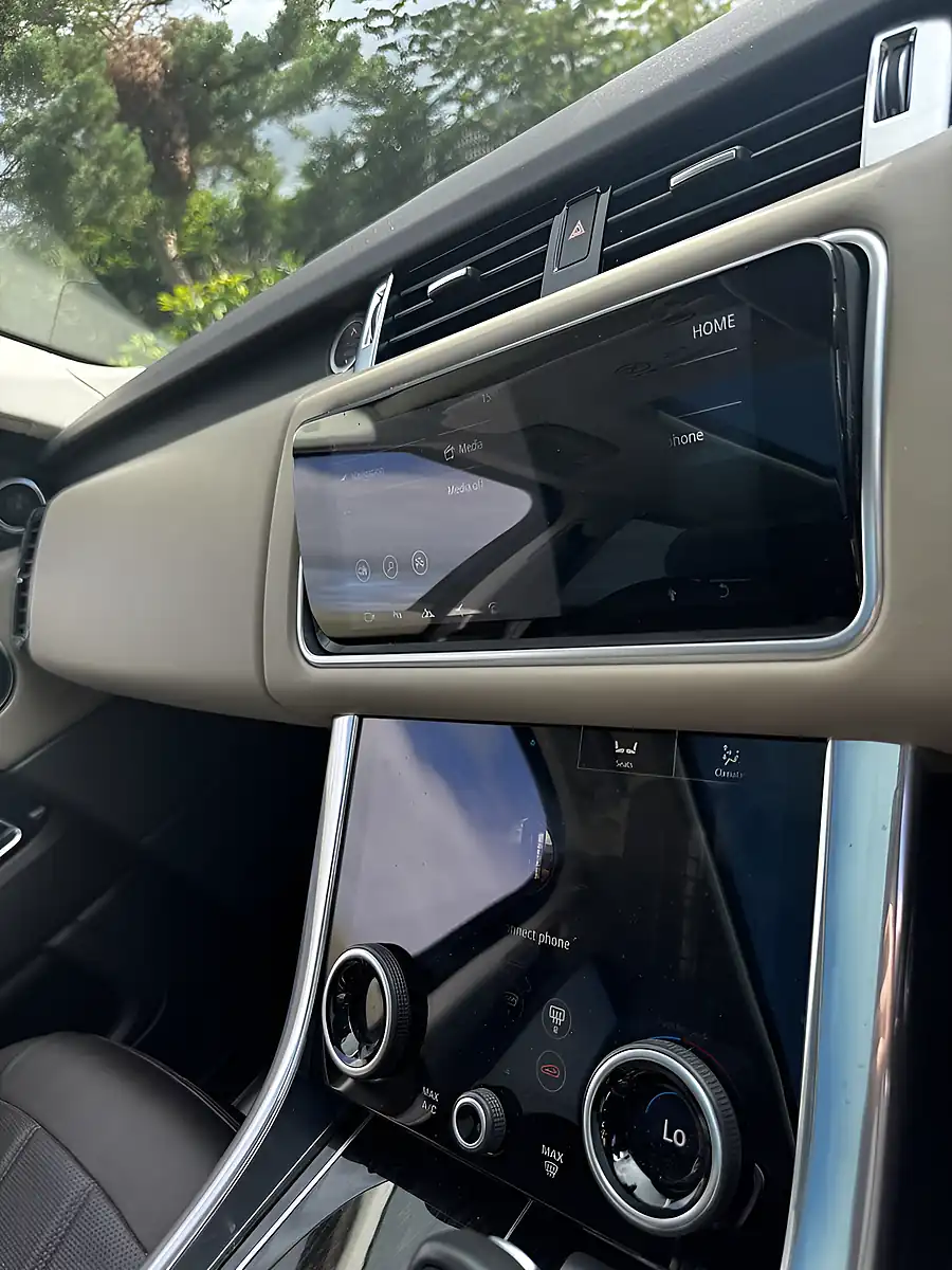 Used 2018 Land Rover Range Rover Sport Hse Dynamic Silver - Interior and Exterior details 18