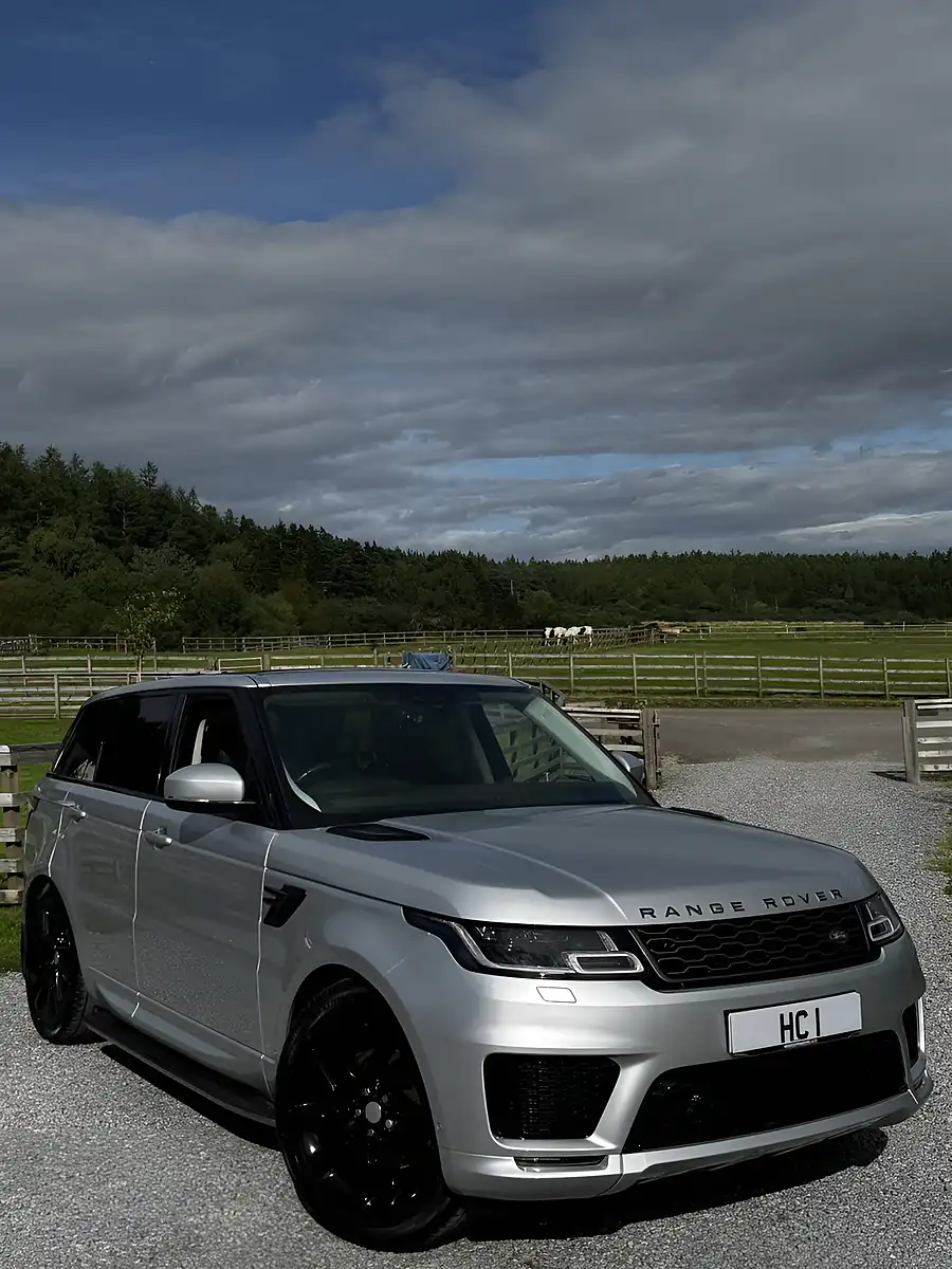 Used 2018 Land Rover Range Rover Sport Hse Dynamic Silver - Interior and Exterior details 9