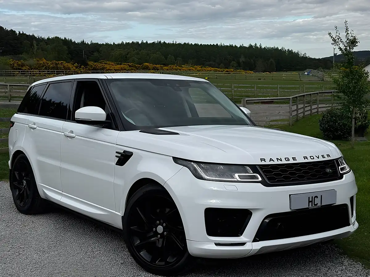 Used 2018 Land Rover Range Rover Sport Hse Dynamic White - Front View