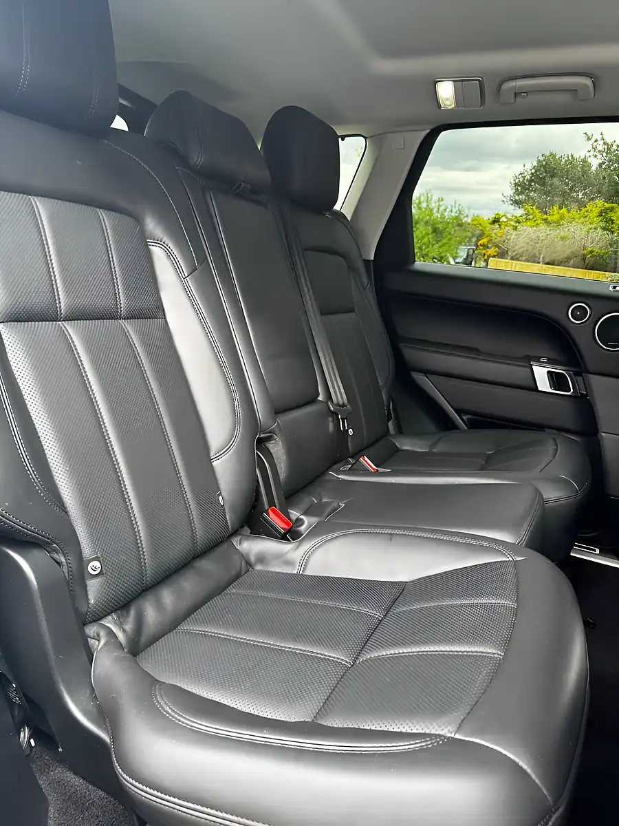 Used 2018 Land Rover Range Rover Sport Hse Dynamic White - Interior and Exterior details 12