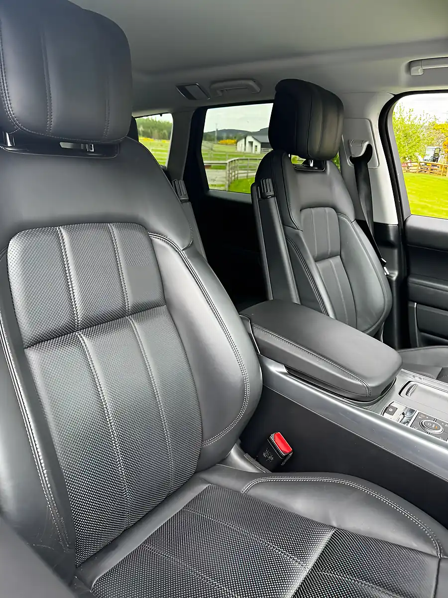 Used 2018 Land Rover Range Rover Sport Hse Dynamic White - Interior and Exterior details 9