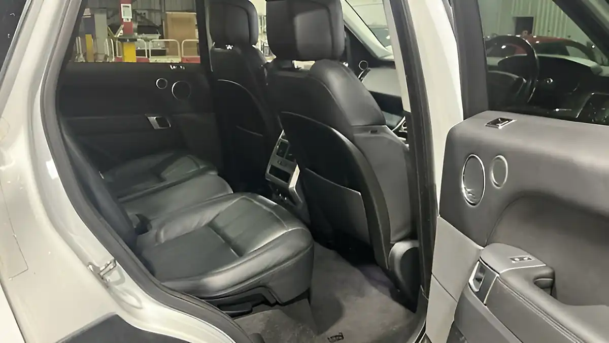 Used 2018 Land Rover Range Rover Sport Hse Dynamic White - Interior and Exterior details 10