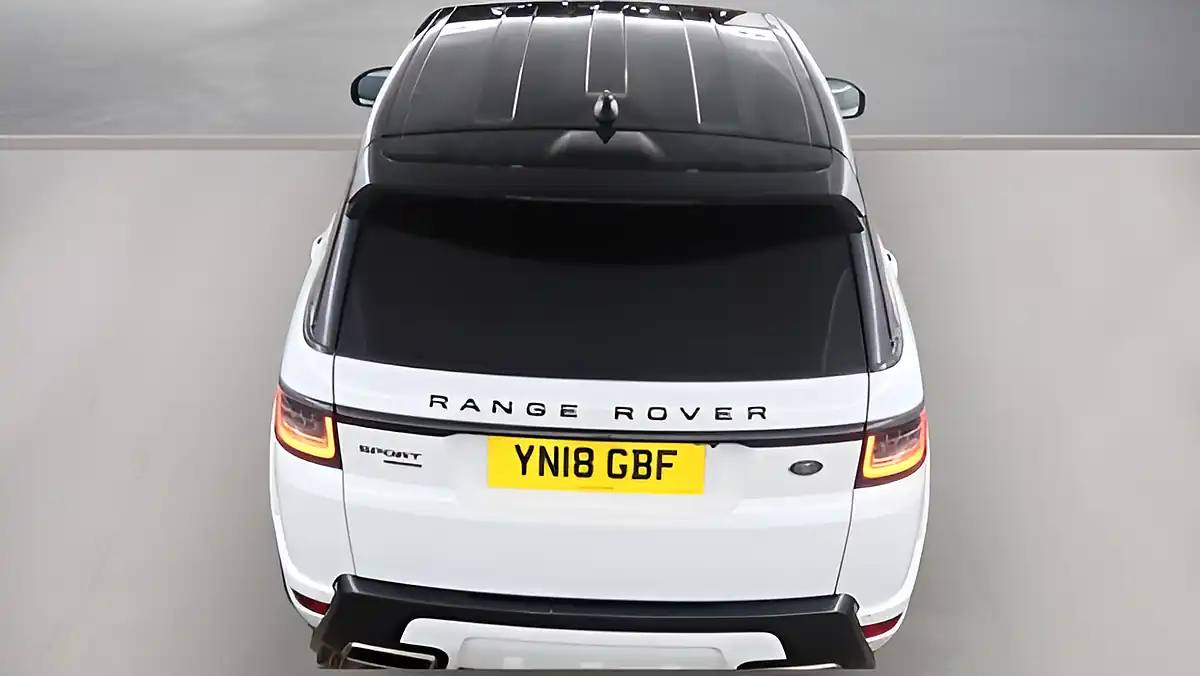 Used 2018 Land Rover Range Rover Sport Hse Dynamic White - Interior and Exterior details 5