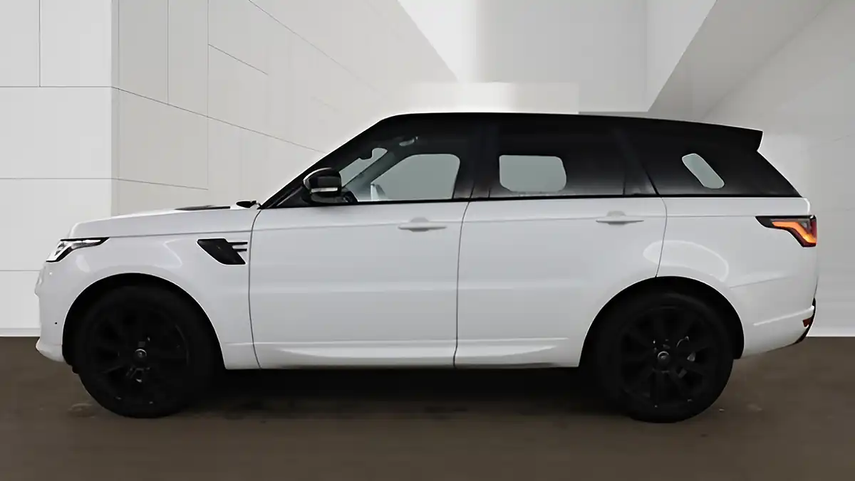 Used 2018 Land Rover Range Rover Sport Hse Dynamic White - Interior and Exterior details 7