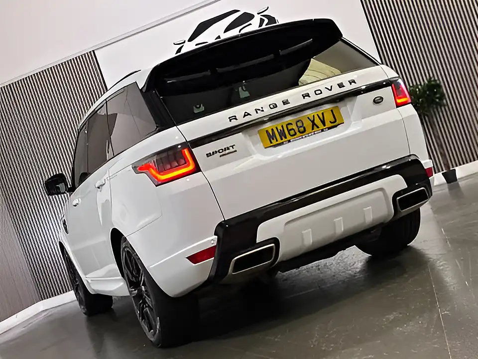 Used 2018 Land Rover Range Rover Sport Hse Dynamic White - Interior and Exterior details 10