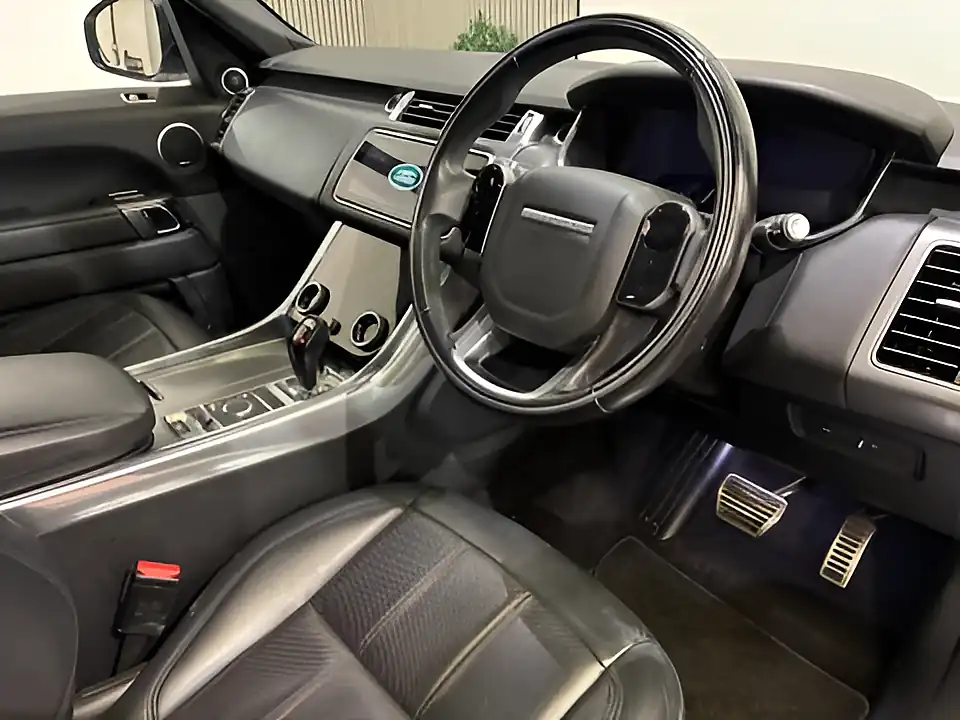 Used 2018 Land Rover Range Rover Sport Hse Dynamic White - Interior and Exterior details 3