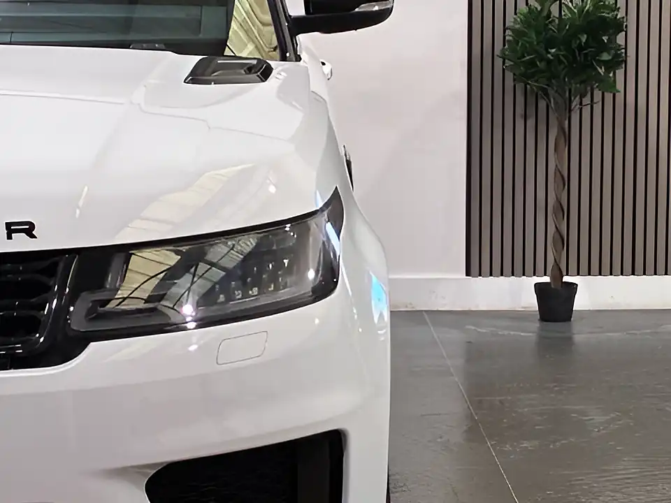 Used 2018 Land Rover Range Rover Sport Hse Dynamic White - Interior and Exterior details 5