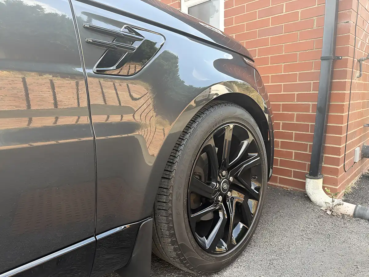 Used 2018 Land Rover Range Rover Sport Hse Grey - Interior and Exterior details 10