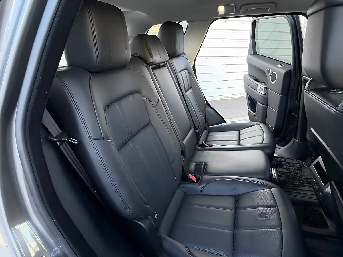Used 2018 Land Rover Range Rover Sport Hse Grey - Interior and Exterior details 12