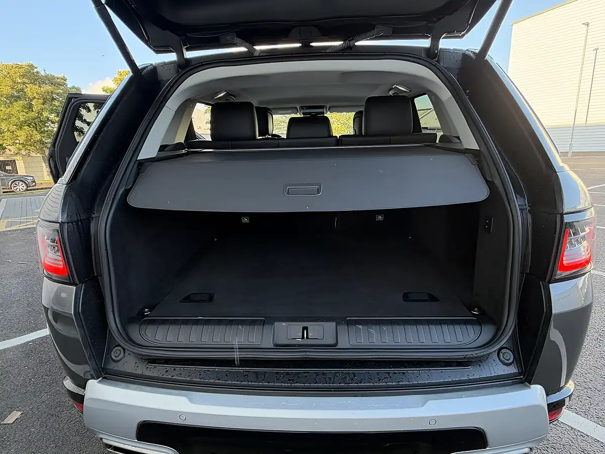 Used 2018 Land Rover Range Rover Sport Hse Grey - Interior and Exterior details 14