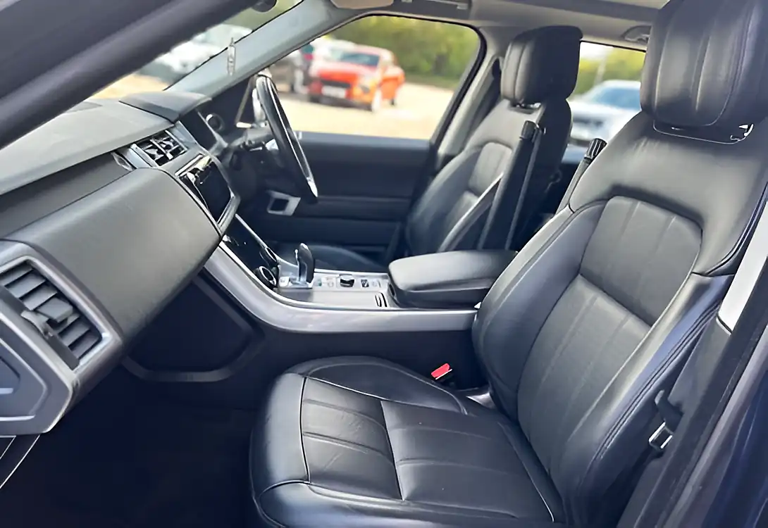 Used 2018 Land Rover Range Rover Sport Hse Loire Blue - Interior and Exterior details 15