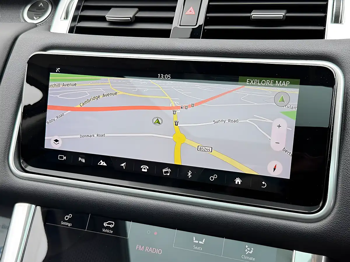 Used 2018 Land Rover Range Rover Sport Hse Santorini Black - Interior and Exterior details 17