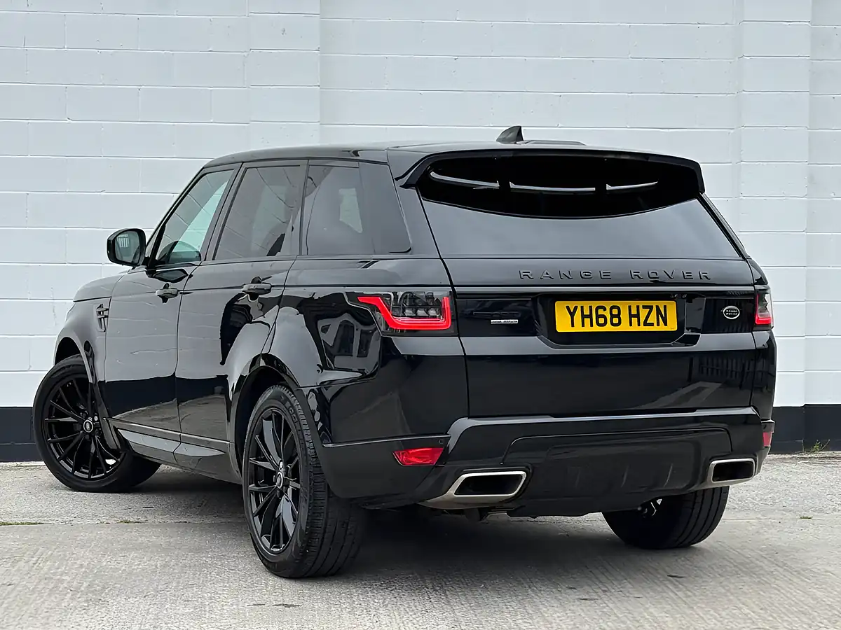 Used 2018 Land Rover Range Rover Sport Hse Santorini Black - Interior and Exterior details 4