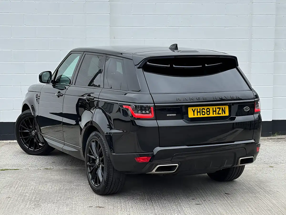Used 2018 Land Rover Range Rover Sport Hse Santorini Black - Interior and Exterior details 8