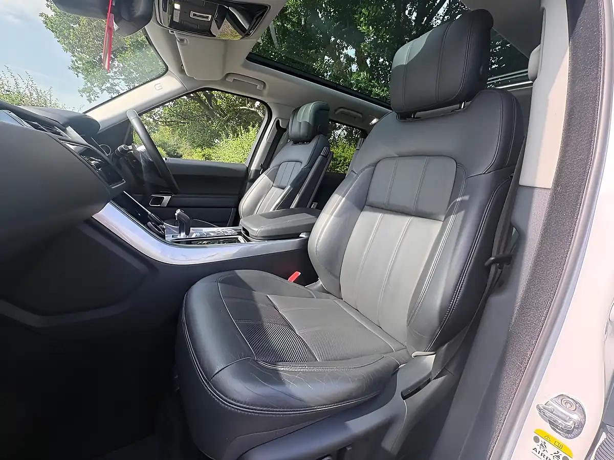 Used 2018 Land Rover Range Rover Sport Hse White - Interior and Exterior details 10