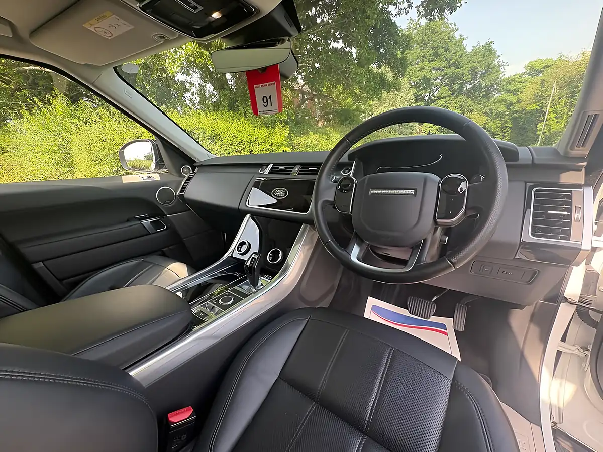 Used 2018 Land Rover Range Rover Sport Hse White - Interior and Exterior details 17