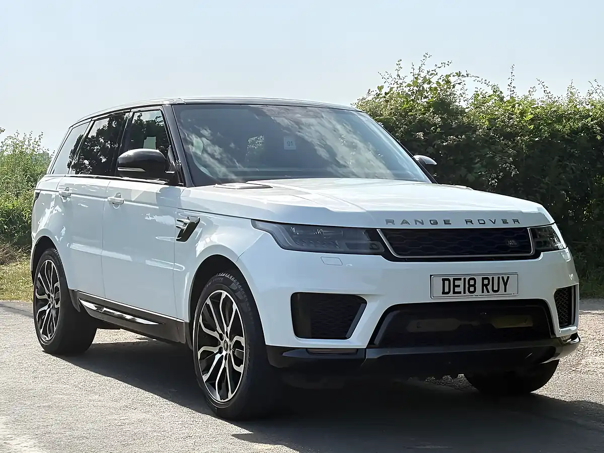 Used 2018 Land Rover Range Rover Sport Hse White - Interior and Exterior details 3