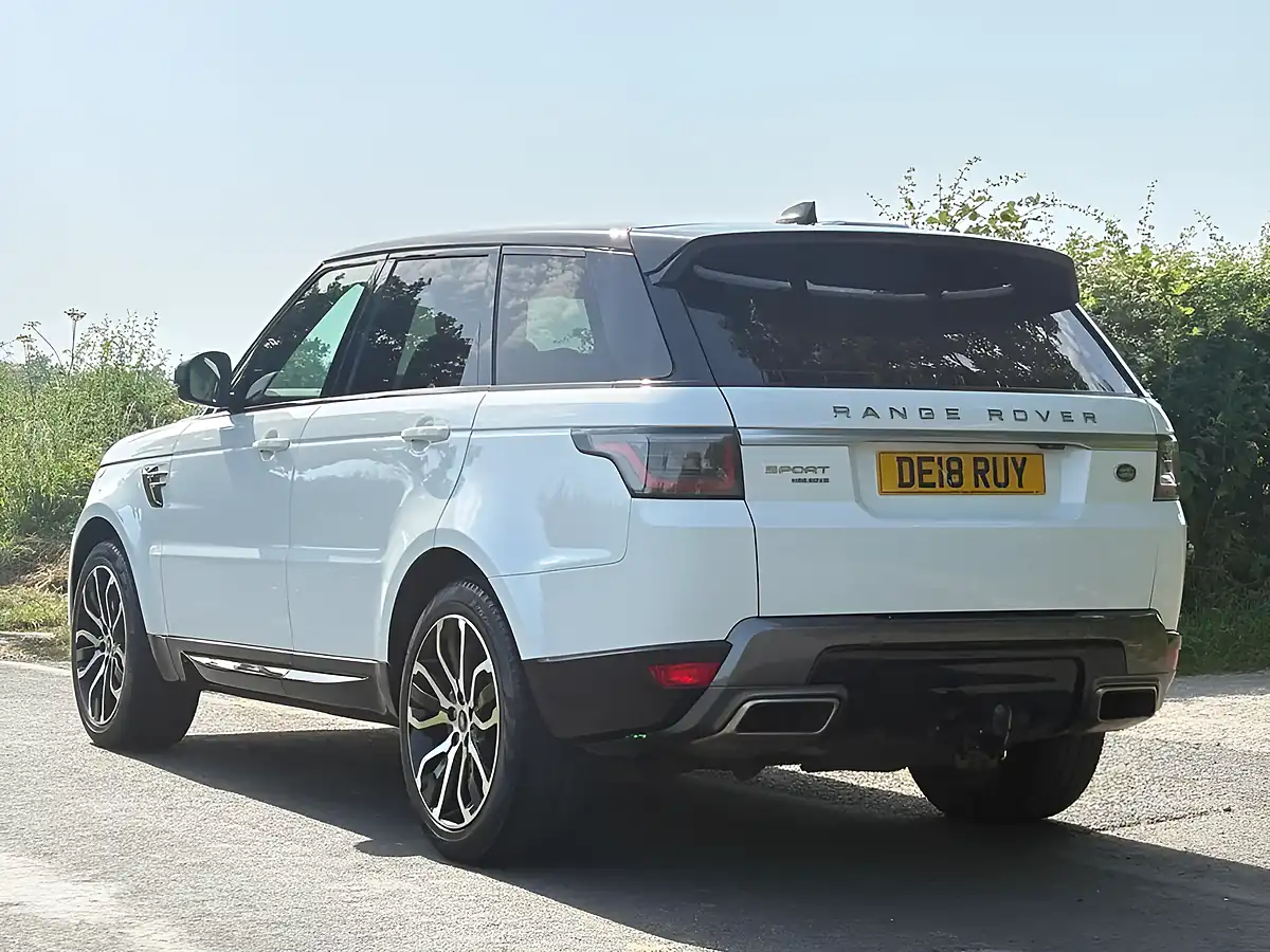 Used 2018 Land Rover Range Rover Sport Hse White - Interior and Exterior details 6