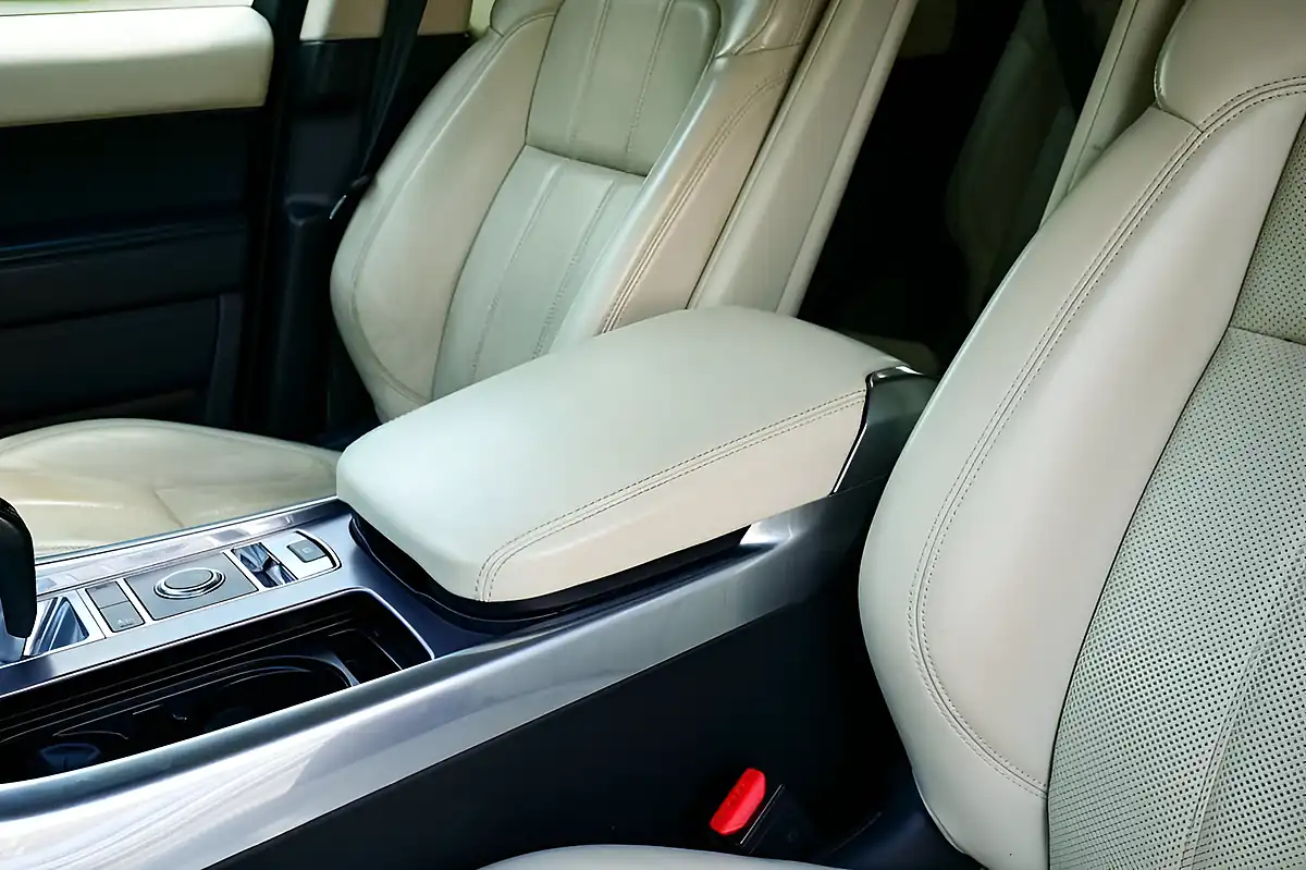 Used 2018 Land Rover Range Rover Sport Hse White - Interior and Exterior details 12