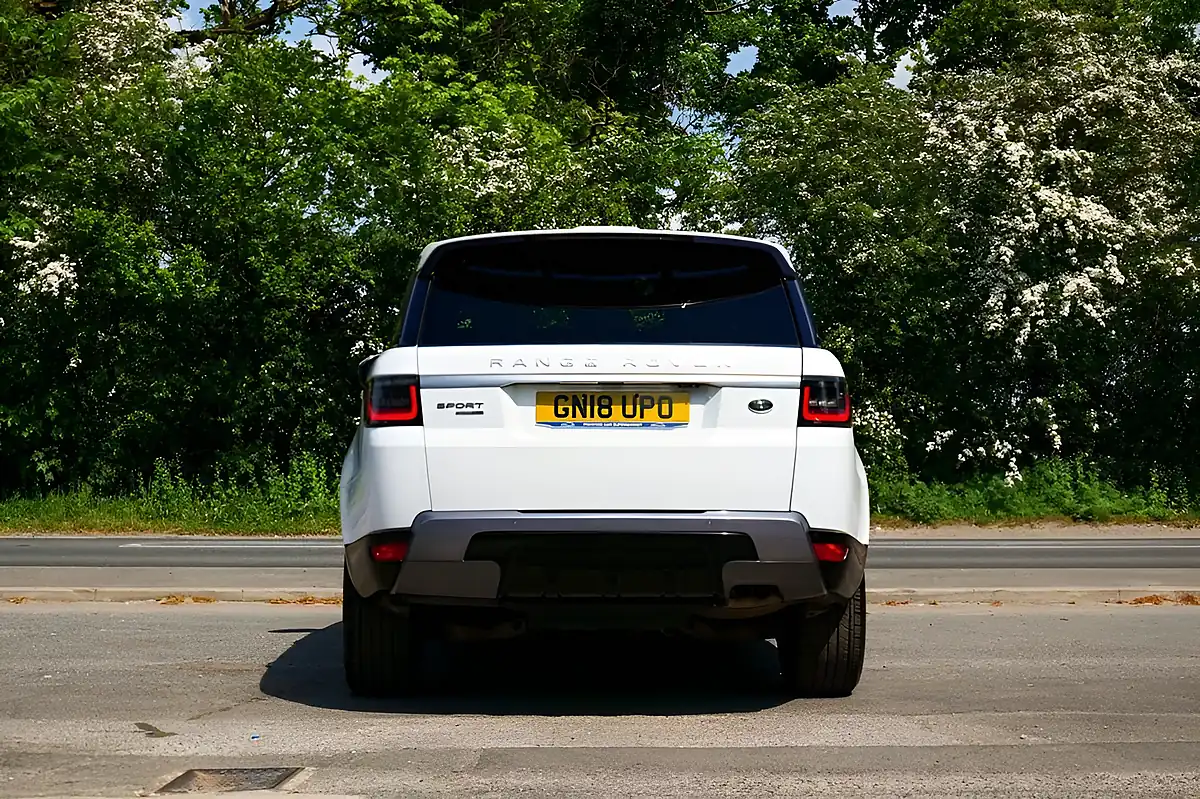 Used 2018 Land Rover Range Rover Sport Hse White - Interior and Exterior details 5