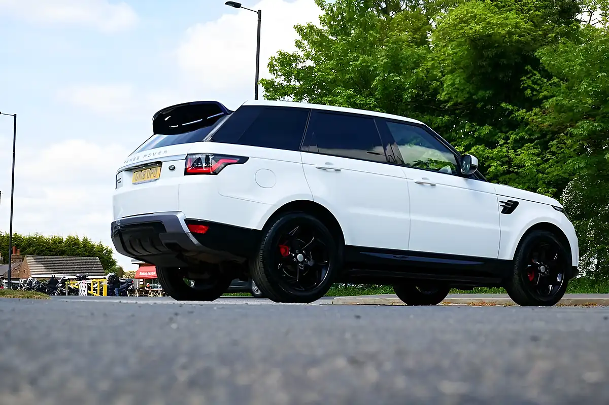 Used 2018 Land Rover Range Rover Sport Hse White - Interior and Exterior details 7