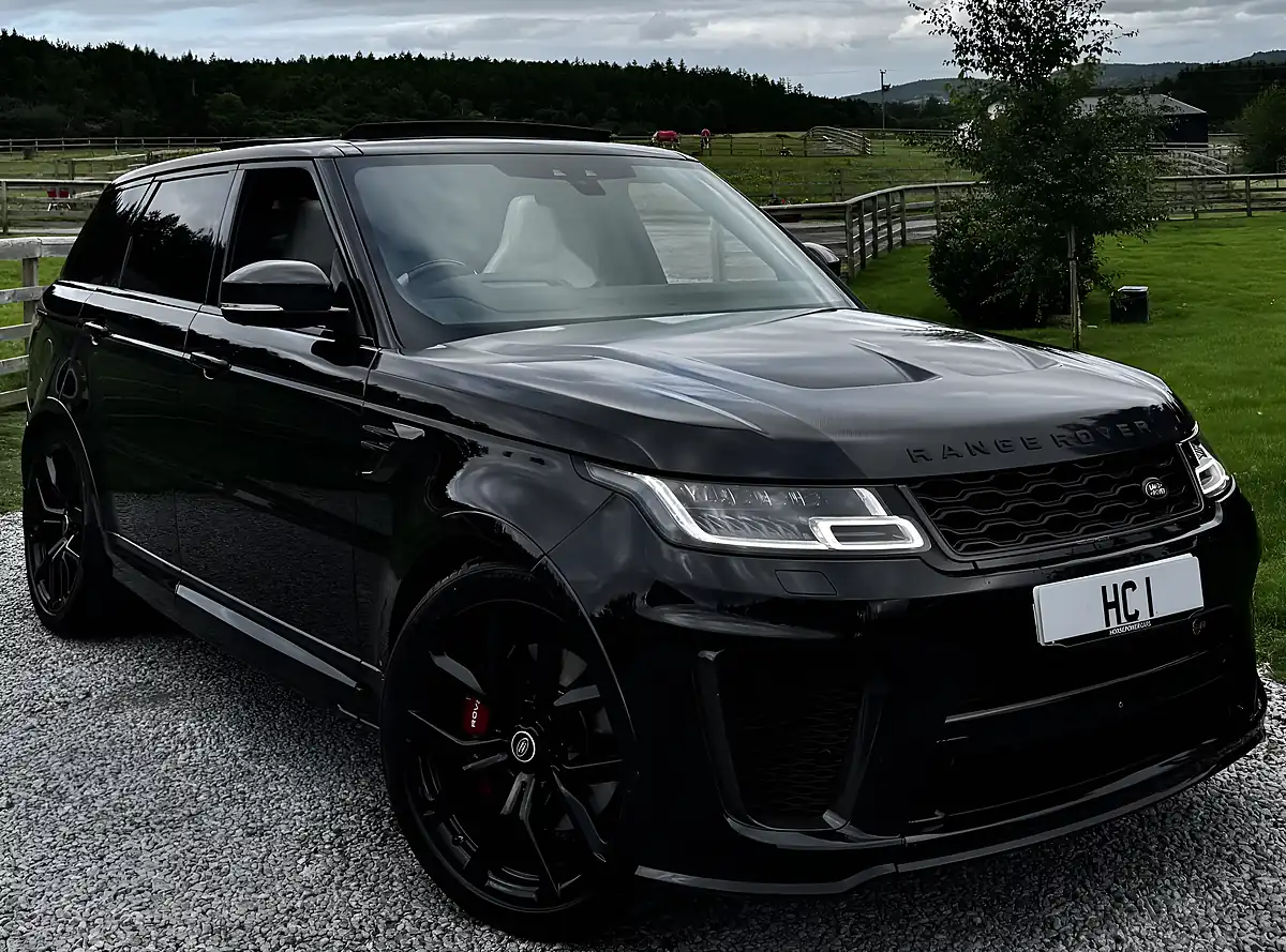 Used 2018 Land Rover Range Rover Sport Svr Black - Front View