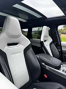 Used 2018 Land Rover Range Rover Sport Svr Black - Interior and Exterior details 12