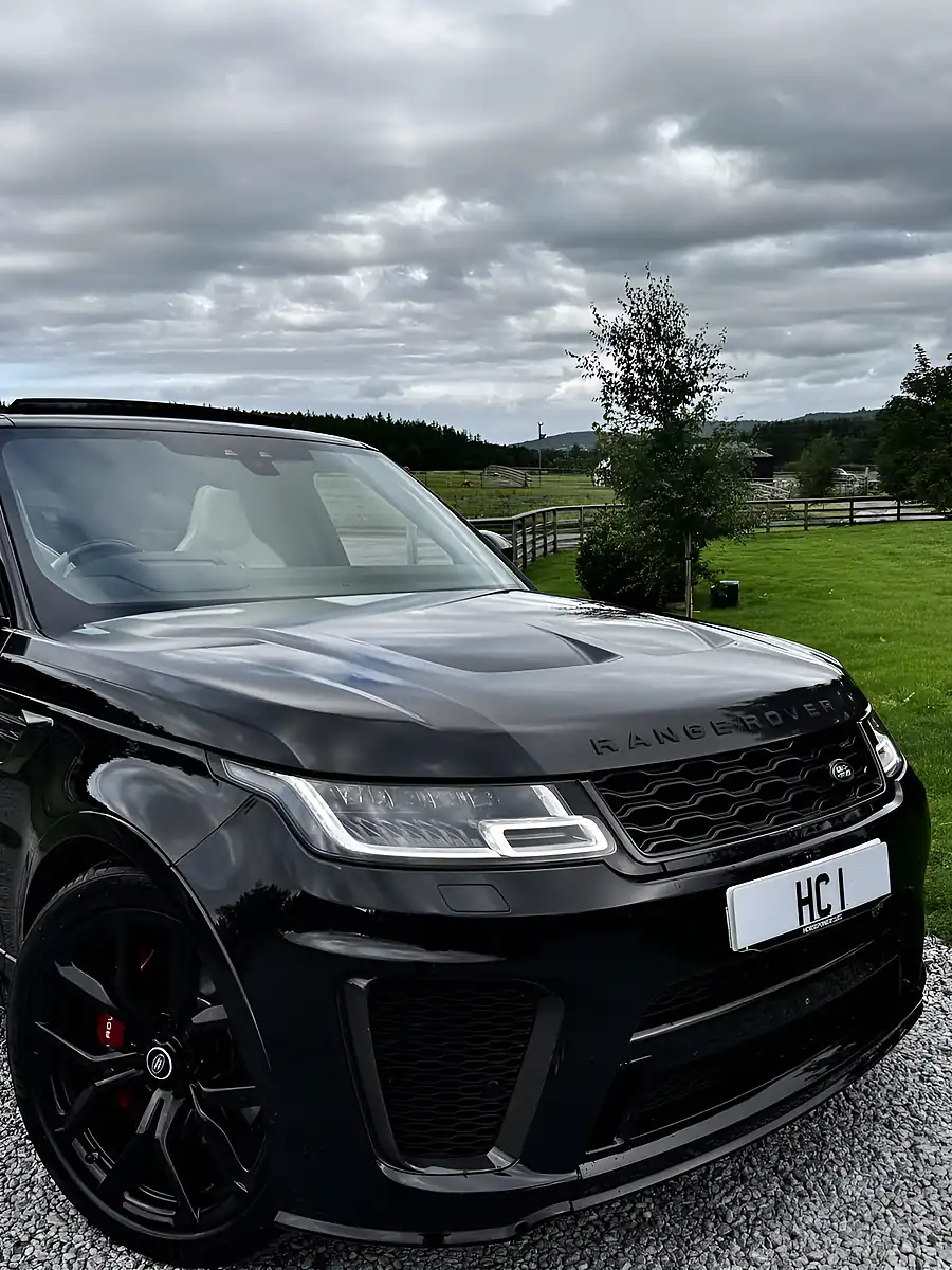 Used 2018 Land Rover Range Rover Sport Svr Black - Interior and Exterior details 2