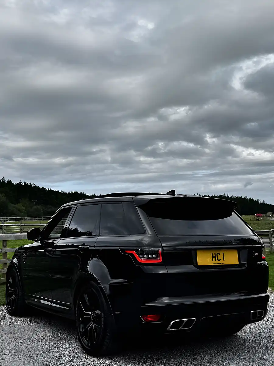 Used 2018 Land Rover Range Rover Sport Svr Black - Interior and Exterior details 20