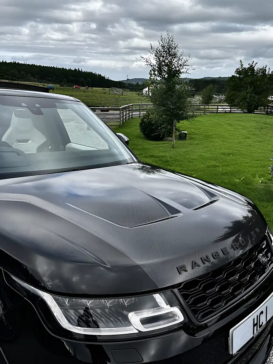 Used 2018 Land Rover Range Rover Sport Svr Black - Interior and Exterior details 3