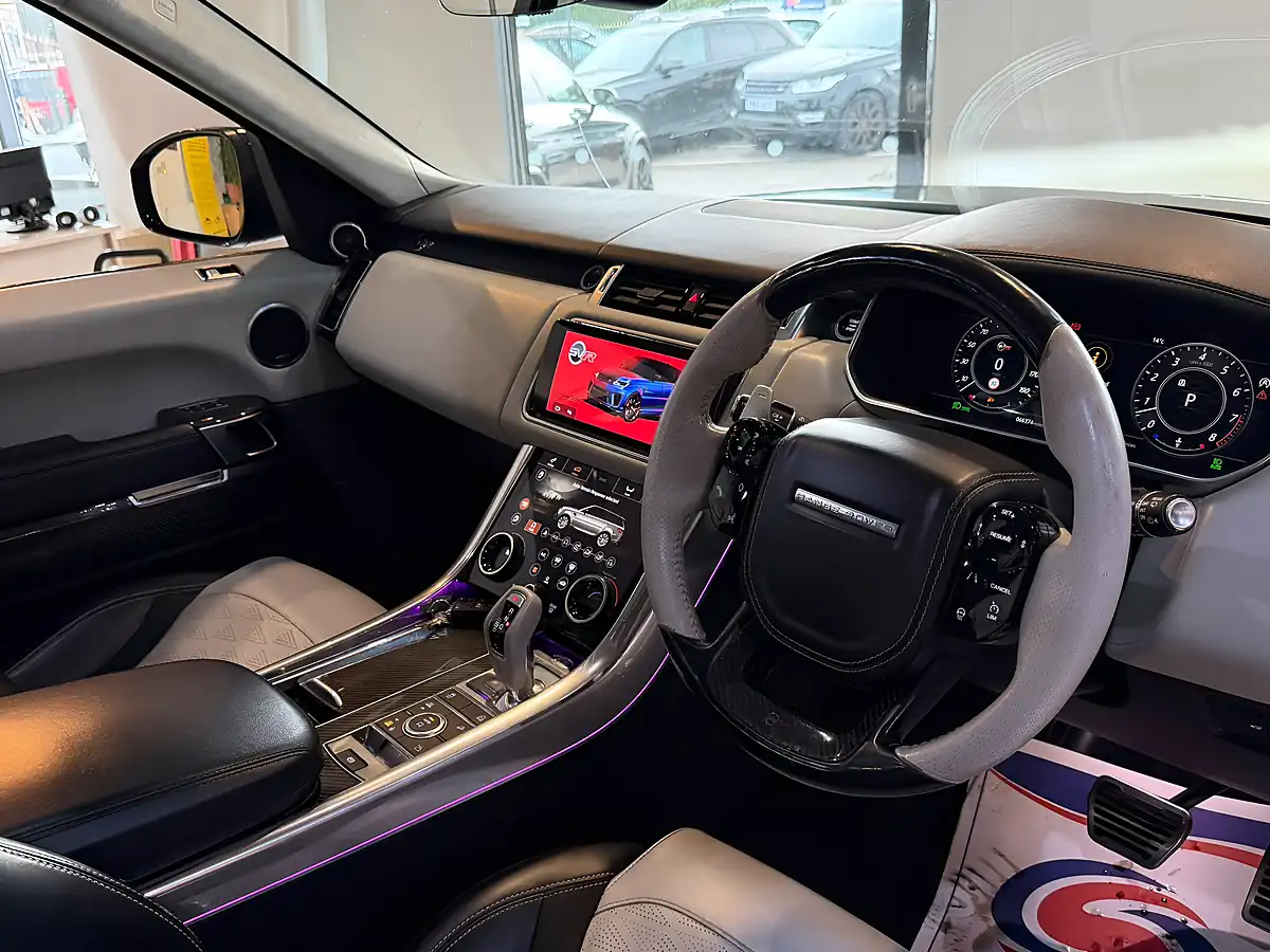 Used 2018 Land Rover Range Rover Sport Svr Black - Interior and Exterior details 13