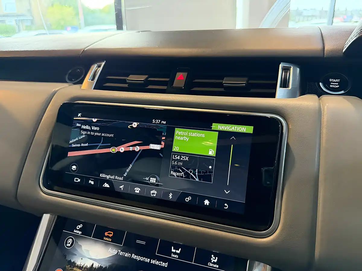 Used 2018 Land Rover Range Rover Sport Svr Black - Interior and Exterior details 14