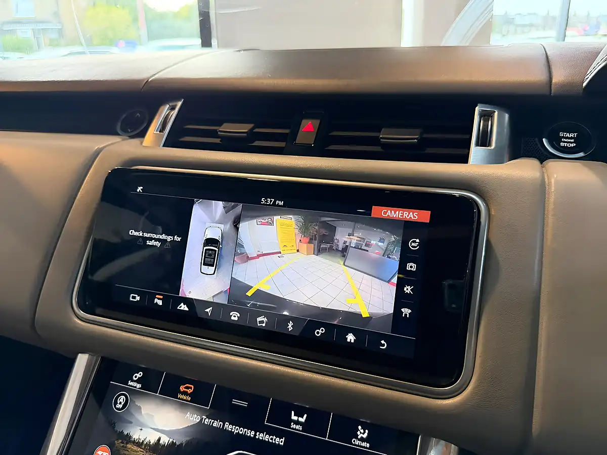 Used 2018 Land Rover Range Rover Sport Svr Black - Interior and Exterior details 15