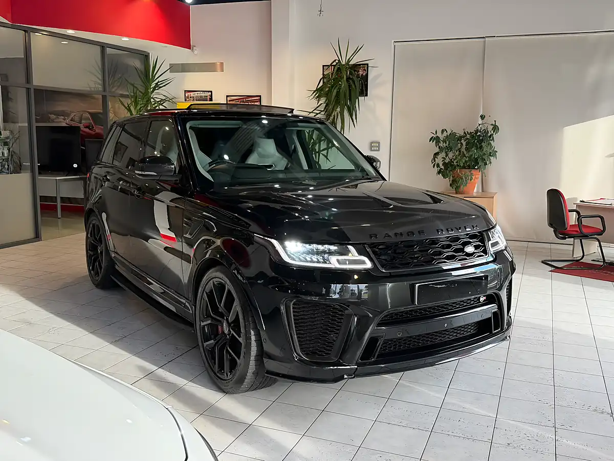 Used 2018 Land Rover Range Rover Sport Svr Black - Interior and Exterior details 2