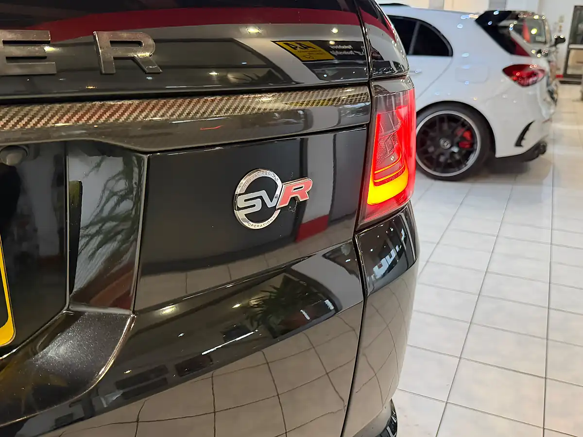 Used 2018 Land Rover Range Rover Sport Svr Black - Interior and Exterior details 7