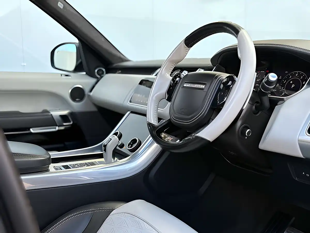 Used 2018 Land Rover Range Rover Sport Svr Corris Grey - Interior and Exterior details 11
