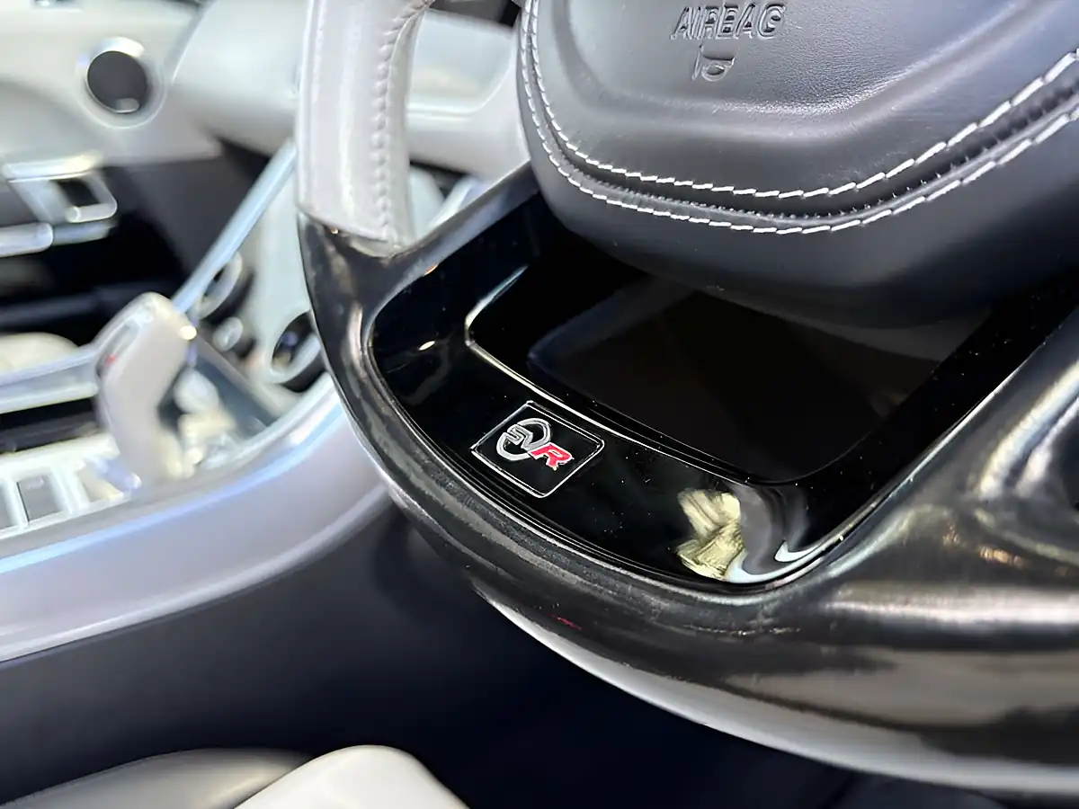 Used 2018 Land Rover Range Rover Sport Svr Corris Grey - Interior and Exterior details 16